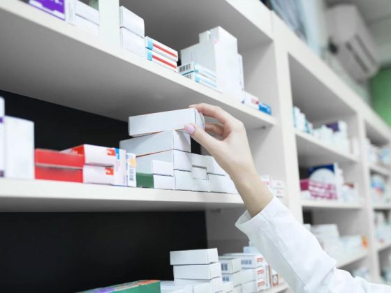 Cresce o número de consumidores que compram de forma não presencial em farmácias, revela pesquisa