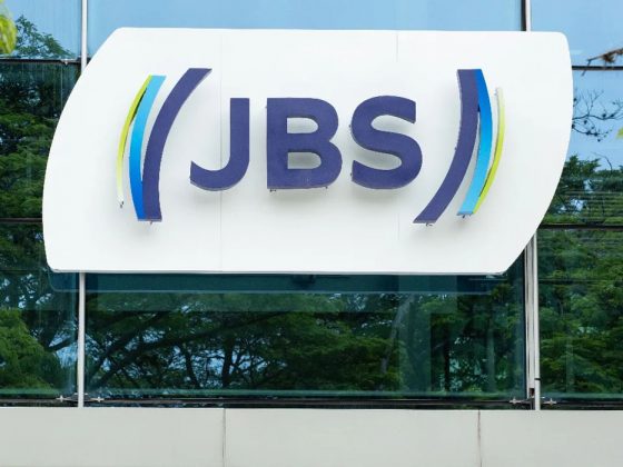 JBS se une a distribuidora e entra no mercado de farmácias de manipulação
