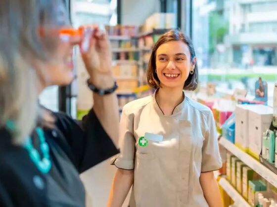 Supermercados defendem farmácias completas dentro das lojas