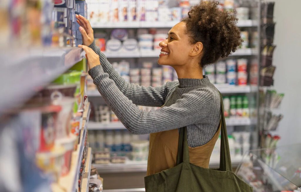 De arroz a batom: febre da marca própria invade farmácias e supermercados