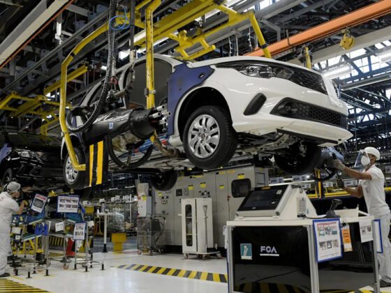 Automóveis, petróleo e medicamentos derrubam a produção industrial em setembro