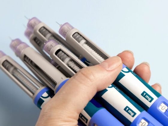 Versões genéricas do Monjauro e do Ozempic têm registro negado pela Anvisa no Brasil; entenda o porquê